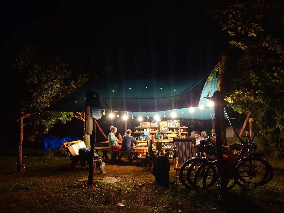 Dumbo Eco Camp Otel Ozurget'i Dış mekan fotoğraf